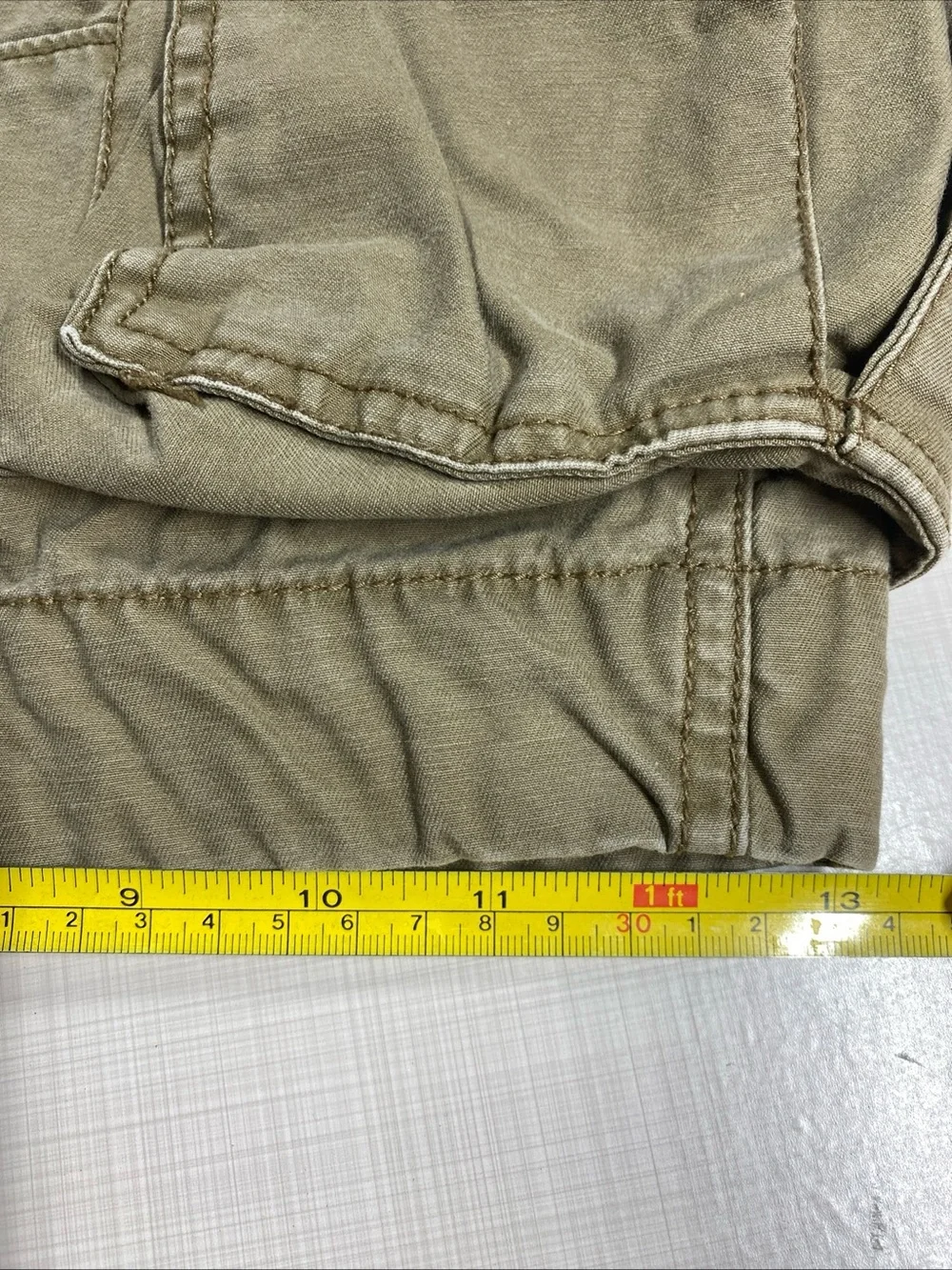Levi’s Squad Cargo Shorts men’s 38 baggy skater shorts 12” inseam